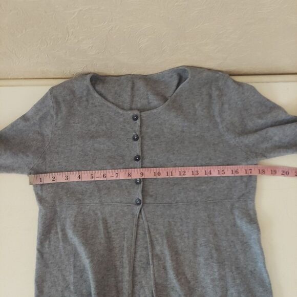 Grey Bow Bell Sleeve Sweater Button Split Open Front (Estimated) Sz Medium - Picture 7 of 9